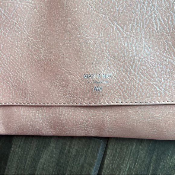 Matt & Nat Pebbled Vegan Leather Convertible Crossbody or Clutch Purse Salmon - Picture 3 of 10
